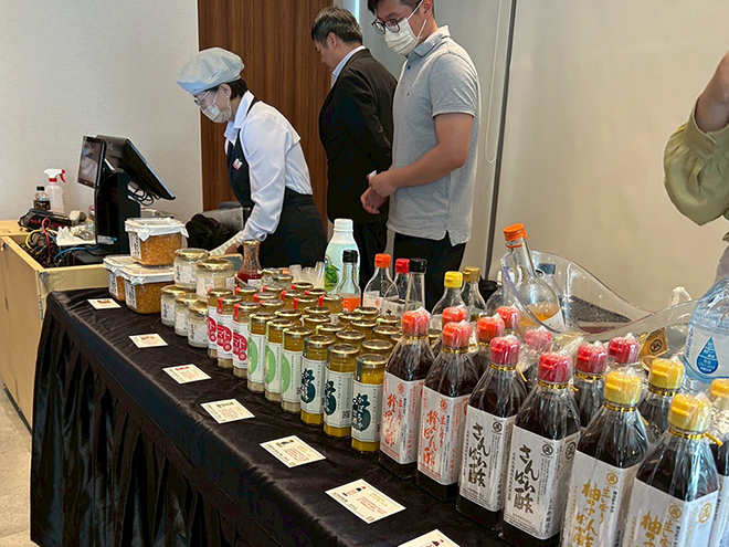 高雄漢神アリーナショッピングプラザVIP室にて商品紹介・試食販売会を開催