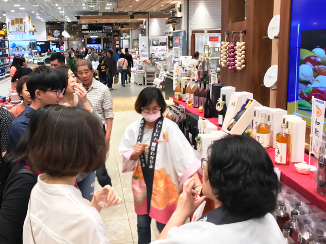 高雄漢神巨蛋購物廣場、和歌山県梅酒販売イベント