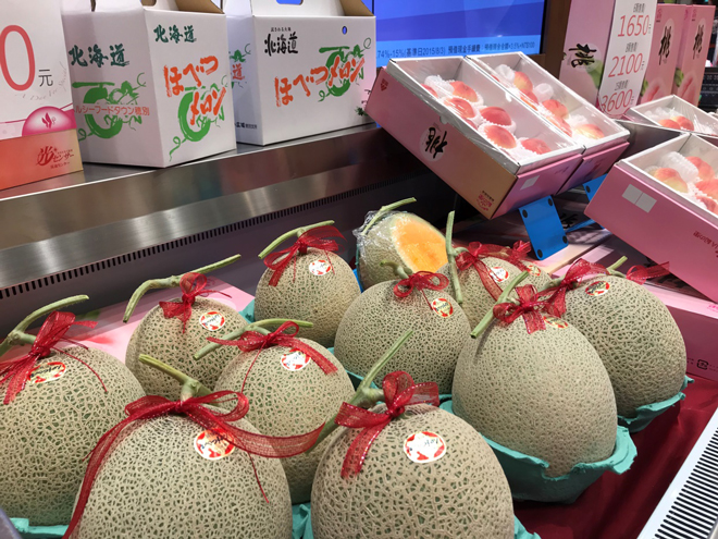高雄漢神巨蛋購物廣場、北海道メロン販売イベント